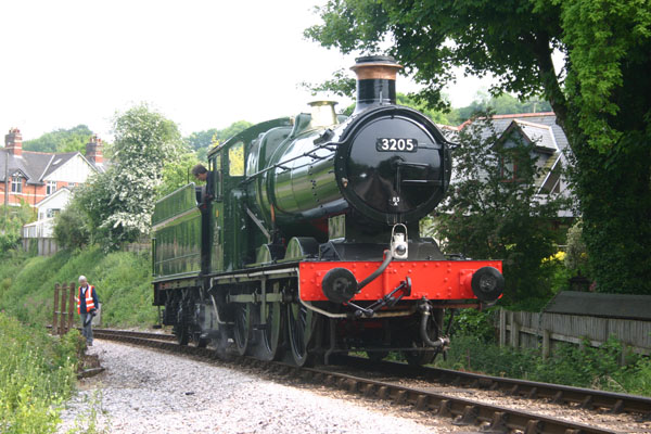 3205 at Buckfastleigh