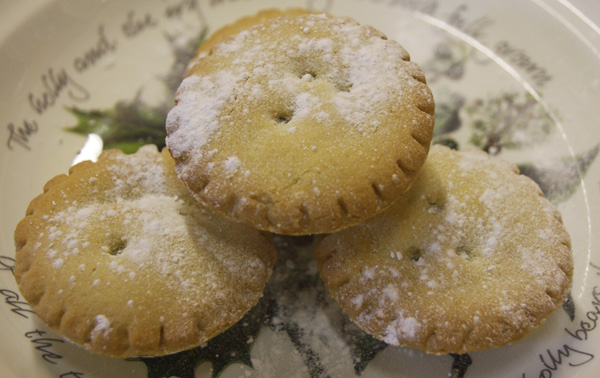 Plate of mince pies